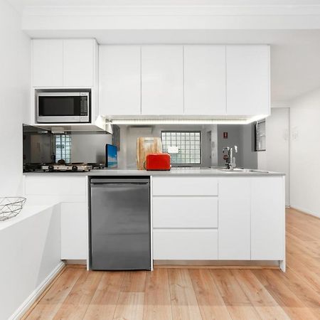 Balmain Modern Apartments Сидни Екстериор снимка